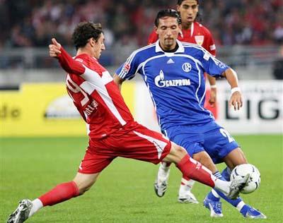 霍姆格伦：冲突已过专注当下，三分全中感恩团队