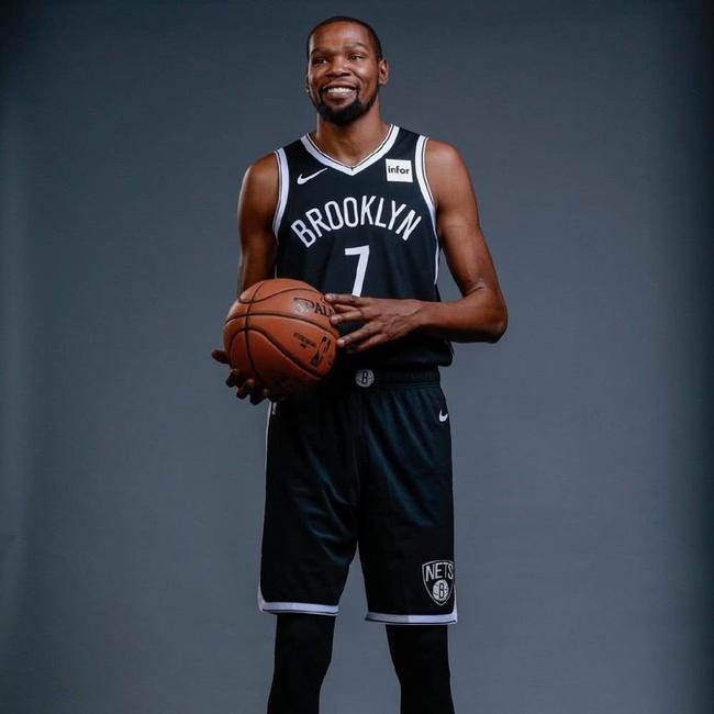 辽宁男篮CBA杯赛连输江苏广州引热议！球迷不满狂刷官媒评论区